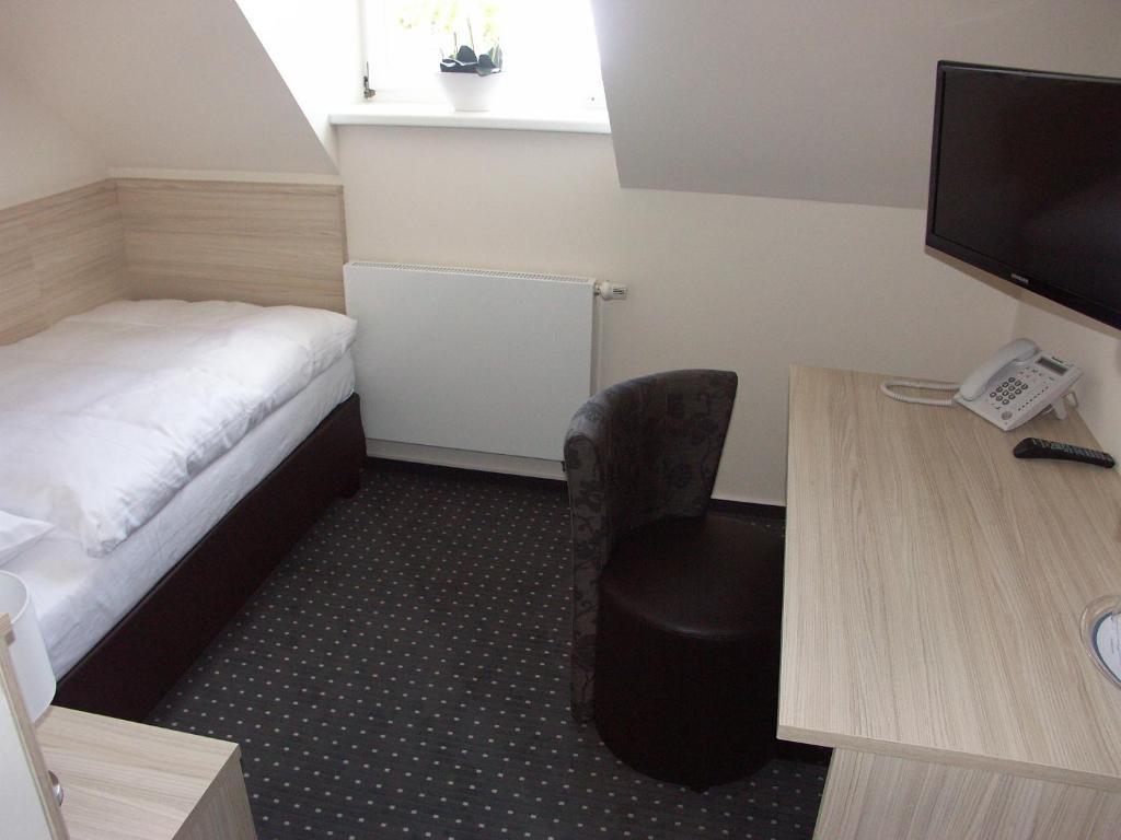Zum Kaiserlichen Postamt Пархим Номер фото